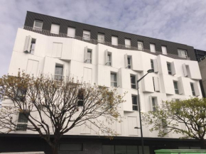 Twenty's Business Flats Mansio